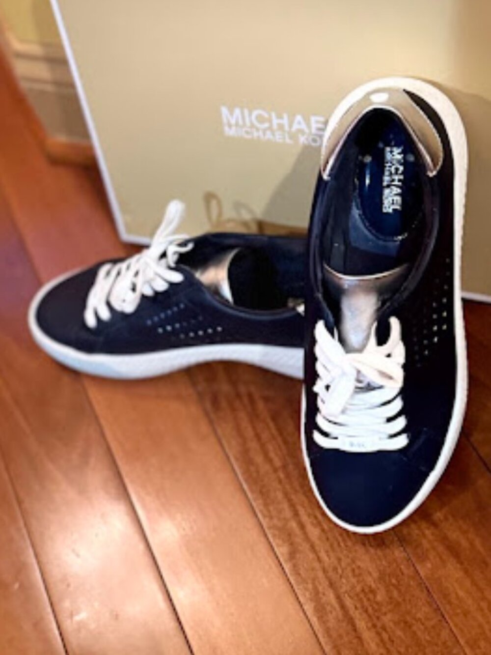 Michael Kors, Navy Blue with silver trim, size 9.5